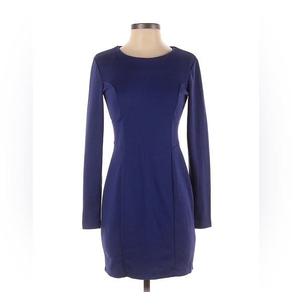 H&M Dresses & Skirts - H&M Purple Long Sleeve Dress Size Small